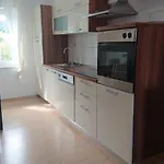 Matej & Irena شقة كريس